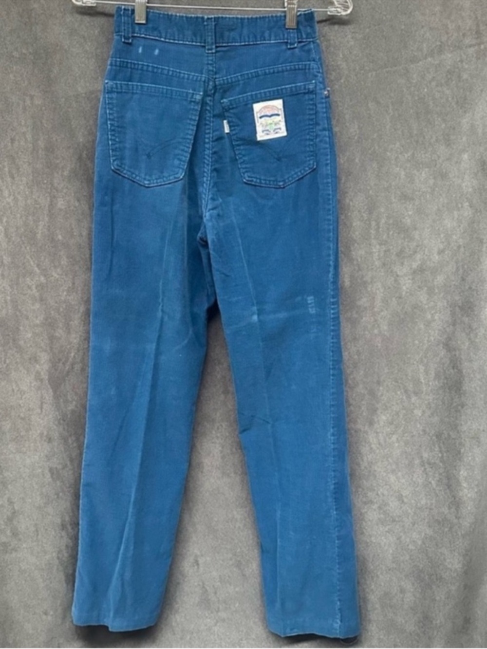 Vintage Levi’s corduroy pants high waist white label women’s blue